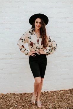 Shoe Click THE SABRINA SLIP ON SANDAL IN SILVER SHOES