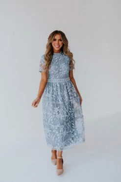 Polagram/Baevely THE DAISY CHAIN DRESS IN DUSTY BLUE DRESSES