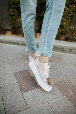 Pamuk Shoes Corp THE ESMI PLATFORM SNEAKER IN ROSE GOLD