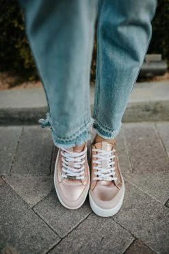 Pamuk Shoes Corp THE ESMI PLATFORM SNEAKER IN ROSE GOLD