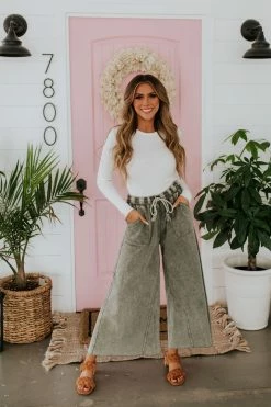 Easel THE ROSWELL WIDE LEG PANT IN ASH BOTTOMS