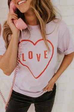 THE PINK DESERT LOVE TEE IN LAVENDER PD EXCLUSIVES