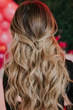 I Cco THE HEART HAIR CLIP IN SILVER