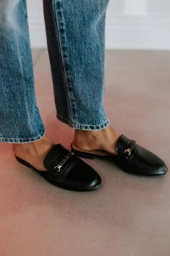 Qupid THE REGENT MULE IN BLACK