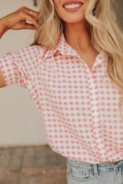 Must Have THE PIPER BUTTON DOWN TOP IN PINK GINGHAM NEW ARRIVALS