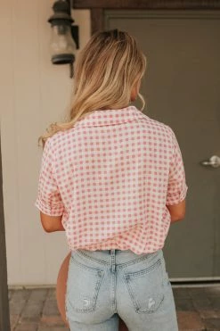 Must Have THE PIPER BUTTON DOWN TOP IN PINK GINGHAM NEW ARRIVALS