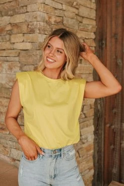 Sweet Generis THE SUNNIE MUSCLE TEE IN YELLOW