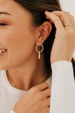 Merveille THE CHAIN REACTION EARRINGS IN GOLD