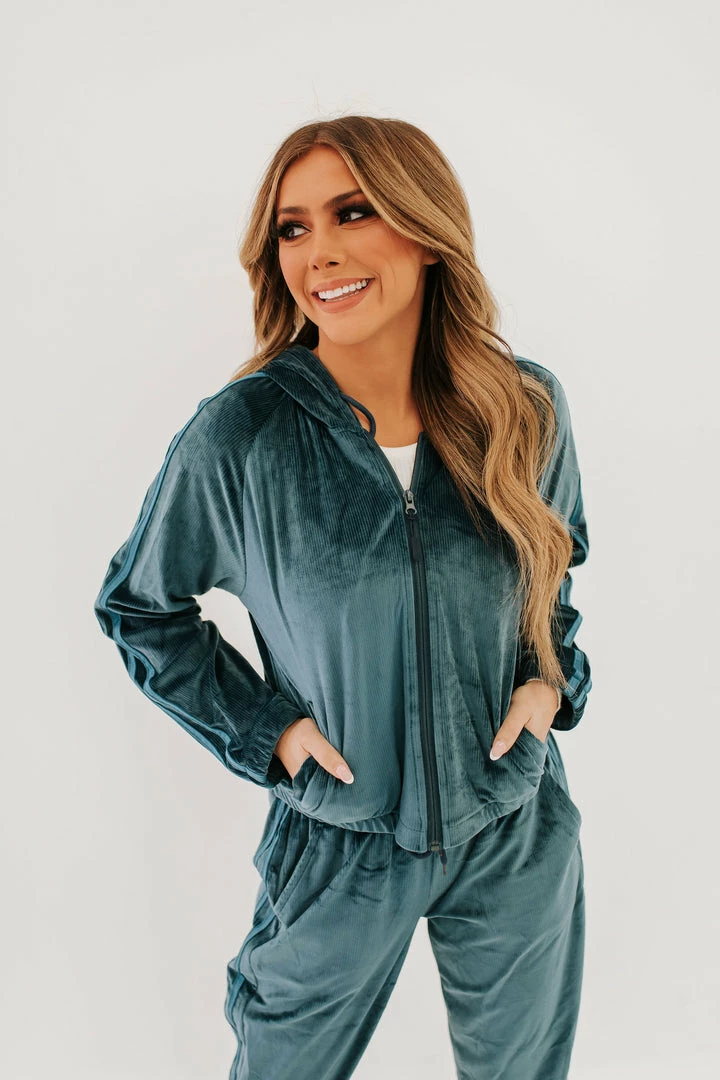 Kimberly THE GET YOUR JOG ON VELVET SET IN TEAL 5 Kimberly THE GET YOUR JOG ON VELVET SET IN TEAL