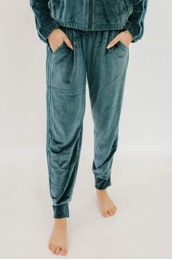 Kimberly THE GET YOUR JOG ON VELVET SET IN TEAL 15 Kimberly THE GET YOUR JOG ON VELVET SET IN TEAL