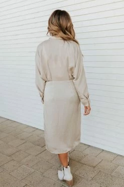 Andree By Unit LARGE THE CHANTEL BUTTON DOWN MIDI DRESS IN CHAMPAGNE