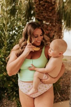 PINK DESERT BOYS EUROPEAN CUT SWIM SHORT IN BUBBLEGUM BANANA