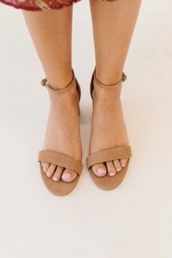 THE IRENEE HEELS IN TAN NUBUCK BY STEVE MADDEN
