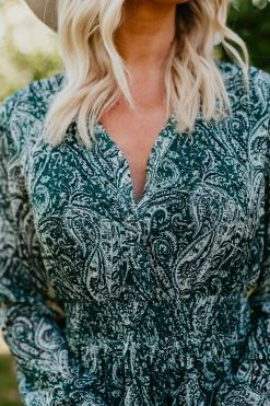 THE PINK DESERT PANDORA DRESS IN GREEN PAISLEY PD EXCLUSIVES