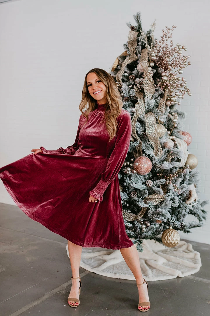 PD EXCLUSIVES SASSY RED LIPSTICK X PINK DESERT SUGAR PLUM VELVET DRESS IN FROSTED MAUVE 2 PD EXCLUSIVES SASSY RED LIPSTICK X PINK DESERT SUGAR PLUM VELVET DRESS IN FROSTED MAUVE