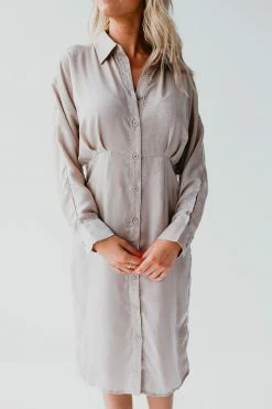 Andree By Unit LARGE THE CHANTEL BUTTON DOWN MIDI DRESS IN CHAMPAGNE