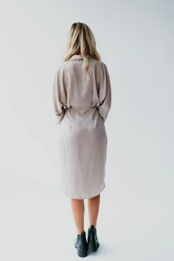 Andree By Unit LARGE THE CHANTEL BUTTON DOWN MIDI DRESS IN CHAMPAGNE