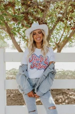 Wknder THE STARS AND STRIPES GRAPHIC TEE IN WHITE TOPS