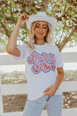 Wknder THE STARS AND STRIPES GRAPHIC TEE IN WHITE TOPS