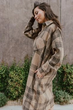White Birch THE BRIDGER FLANNEL DRESS IN BROWN PLAID TOPS