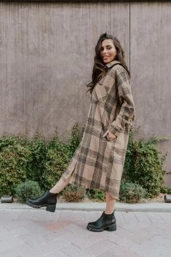 White Birch THE BRIDGER FLANNEL DRESS IN BROWN PLAID TOPS