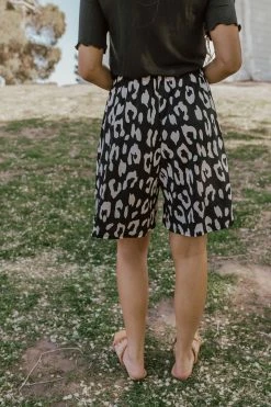Bombom THE SAVANNAH CASUAL ELASTIC SHORTS IN LEOPARD *RESTOCKED*