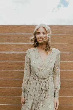 Ricaria DRESSES THE MAGNOLIA MAXI DRESS IN MOSS
