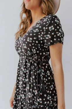 Fashion District LA DRESSES THE BRINLY FLORAL MIDI DRESS IN BLACK