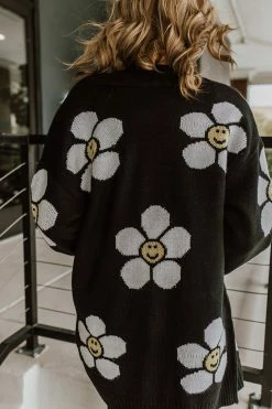 Ethan & Joy THE HAPPY DAISY SWEATER IN BLACK TOPS