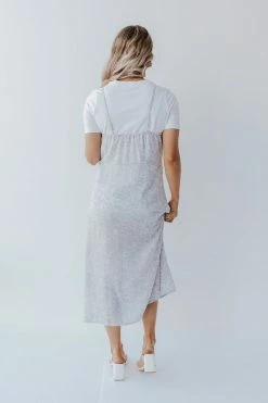 Solution Clothing DRESSES THE DEANNA FLORAL DRESS IN DUSTY BLUE