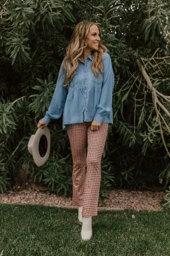 Polagram/Baevely BOTTOMS THE CHECKMATE CHECKERED PANTS IN RUST