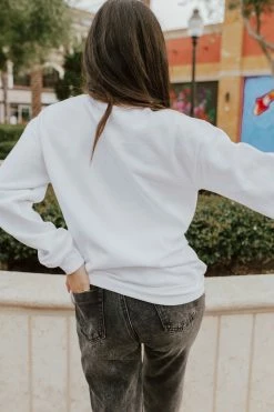 Pink Nabi THE COME ON DARLING FLORAL PULLOVER IN WHITE