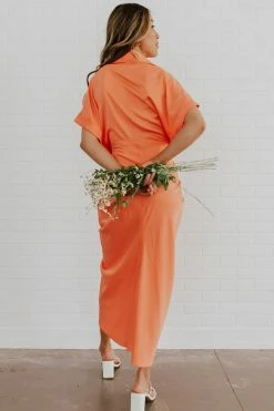 Mable THE MISS HONEY BUTTON DOWN DRESS IN CORAL DRESSES