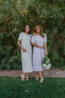 Listicle THE LOVE BUG MIDI DRESS IN LILAC