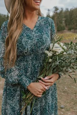 THE PINK DESERT PANDORA DRESS IN GREEN PAISLEY PD EXCLUSIVES