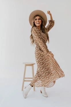 POLAGRAM THE BECCA FLORAL DRESS IN MOCHA DRESSES