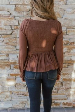 In-Loom TOPS THE CHLOE SMOCKED LONG SLEEVE TOP IN CHOCOLATE