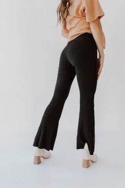 La Miel THE BENTLEY RIBBED FLARE PANTS IN BLACK
