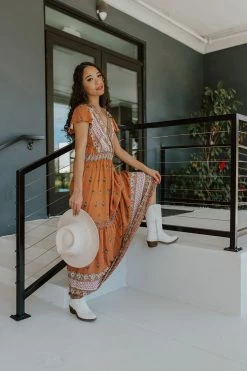 Ces Femme THE RAE TIERED DRESS IN RUST