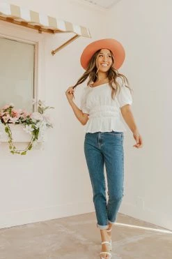 Very J THE WESTON TEXTURED PEPLUM TOP IN WHITE
