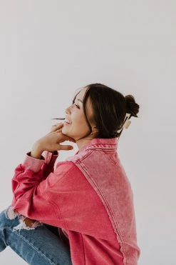 Wall To Wall THE MODERN BASICS HAIR CLAW IN CREAM ACCESSORIES