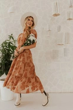 Polagram/Baevely THE BRIANE FLORAL MIDI DRESS IN BROWN NEW ARRIVALS