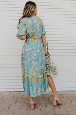 Sundayup DRESSES THE HONOLULU FLORAL DRESS IN LIGHT BLUE