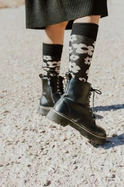 GIRLY ACCESSORIES THE FLOWER POWER KNEE SOCKS IN BLACK