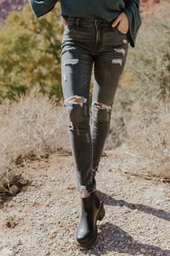 KanCan THE DON'T BE DISTRESSED JEANS IN GRAY