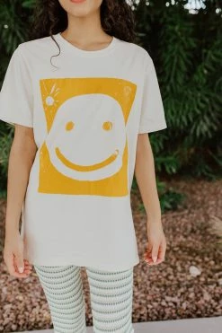 MineB THE SUNNY SMILEY TEE IN IVORY TOPS