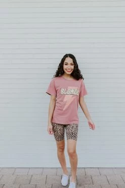 Zutter THE BLONDIE PINK BOLT GRAPHIC TEE IN BRICK TOPS