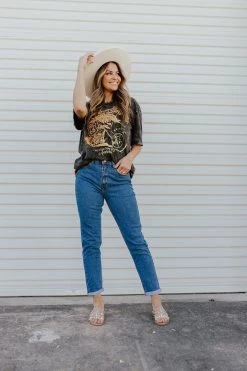 Hrt & Luv THE ROUTE 66 VINTAGE GRAPHIC TEE IN MINERAL BLACK