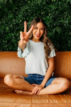 Cherish NEW ARRIVALS THE BETHANI RUFFLE SLEEVE TOP IN BABY BLUE