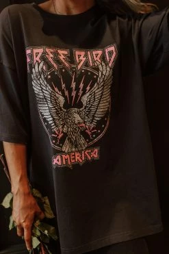 Zutter THE FREE BIRD AMERICA TEE IN BLACK TOPS